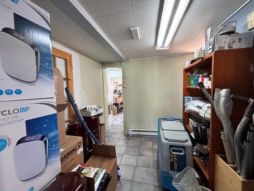 Bureau - 478 Rue St-Jacques, Saint-Jean-Sur-Richelieu, QC - Indoor