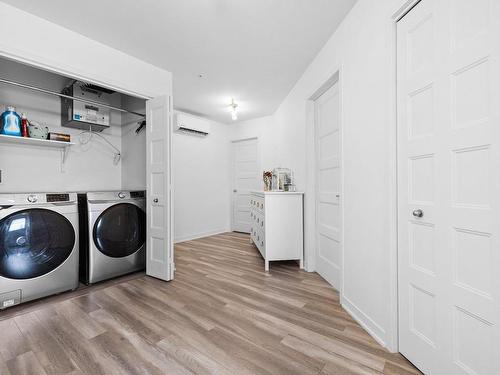 Salle de lavage - 316A-5505 Rue De Châteauneuf, Brossard, QC - Indoor Photo Showing Laundry Room