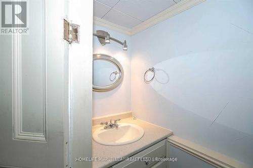 13 Harold Street, Brampton (Downtown Brampton), ON - Indoor Photo Showing Bathroom