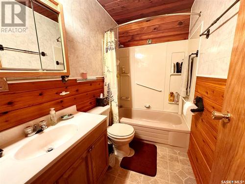 209 Al Drive, Turtle Lake, SK - Indoor Photo Showing Bathroom