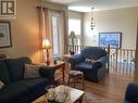 27 Laurent Boulevard, Kawartha Lakes, ON  - Indoor Photo Showing Living Room 