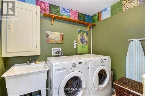 1144 Scollard Drive, Peterborough, ON - Indoor Photo Showing Laundry Room