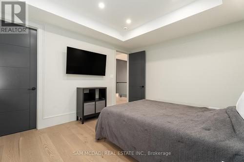 1019 Strathy Avenue, Mississauga, ON - Indoor Photo Showing Bedroom