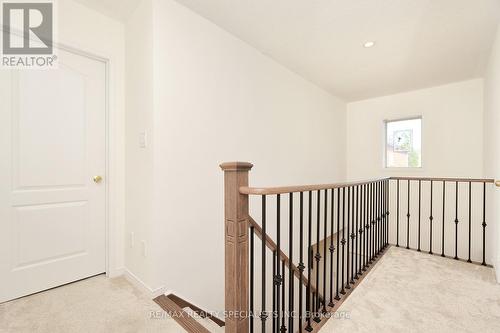 6867 Postmaster Ridge, Mississauga, ON - Indoor Photo Showing Other Room