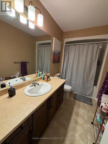 Upper - 10 Cottonwood Drive, Belleville, ON - Indoor Photo Showing Bathroom