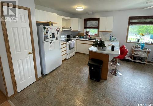 509 3Rd Street E, Meadow Lake, SK - Indoor Photo Showing Kitchen