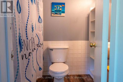 13 Elmwood Avenue, Lambton Shores (Grand Bend), ON - Indoor Photo Showing Bathroom