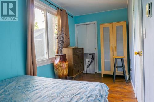 13 Elmwood Avenue, Lambton Shores (Grand Bend), ON - Indoor Photo Showing Bedroom