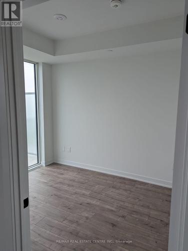 1406 - 220 Missinnihe Way, Mississauga, ON - Indoor Photo Showing Other Room