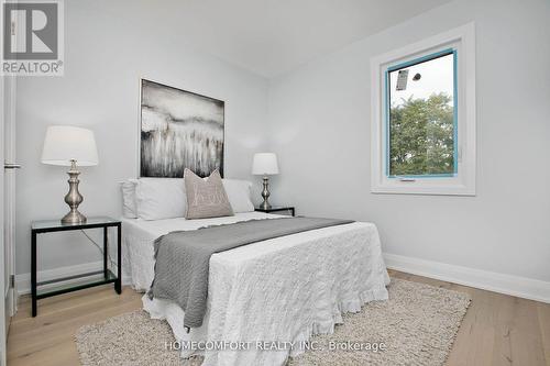 10 Crewe Avenue, Toronto (Woodbine-Lumsden), ON - Indoor Photo Showing Bedroom