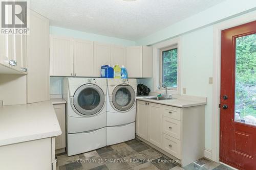 1066 Tally-Ho Winter Park Road, Lake Of Bays, ON - Indoor Photo Showing Laundry Room