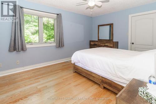 1066 Tally-Ho Winter Park Road, Lake Of Bays, ON - Indoor Photo Showing Bedroom