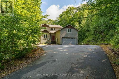 1066 Tally-Ho Winter Park Road, Lake Of Bays, ON - Outdoor