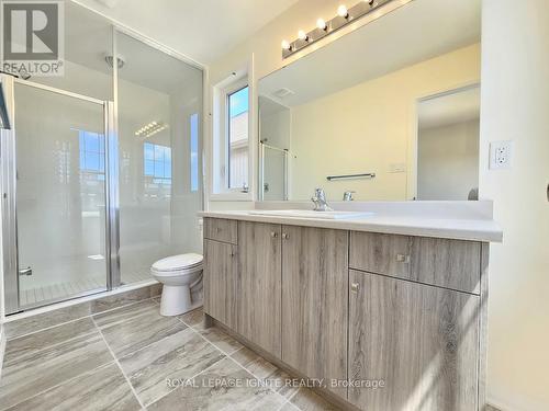 8 Clarington Boulevard, Clarington, ON - Indoor Photo Showing Bathroom