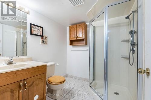 4468 Beacon Lane, Mississauga, ON - Indoor Photo Showing Bathroom