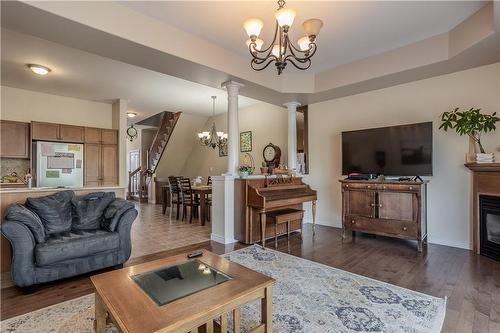 4061 Medland Drive, Burlington, ON - Indoor Photo Showing Living Room With Fireplace