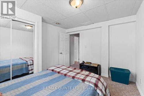 33 Alder Court, Belleville, ON - Indoor Photo Showing Bedroom