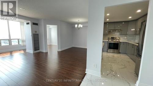 2105 - 155 Hillcrest Avenue, Mississauga, ON - Indoor Photo Showing Other Room