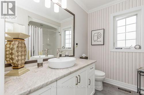 34 New York Avenue, Wasaga Beach, ON - Indoor Photo Showing Bathroom