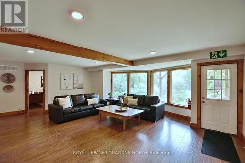 116 Tyrolean Lane, Blue Mountains (Blue Mountain Resort Area), ON - Indoor Photo Showing Living Room