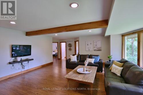 116 Tyrolean Lane, Blue Mountains (Blue Mountain Resort Area), ON - Indoor Photo Showing Living Room