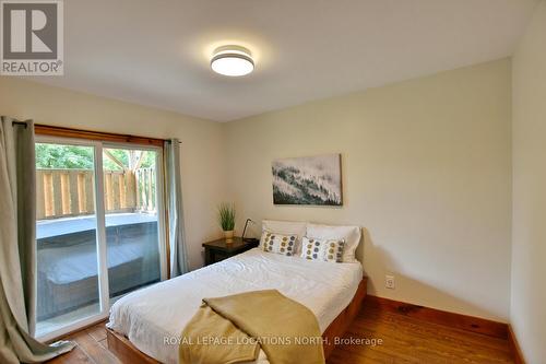 116 Tyrolean Lane, Blue Mountains (Blue Mountain Resort Area), ON - Indoor Photo Showing Bedroom