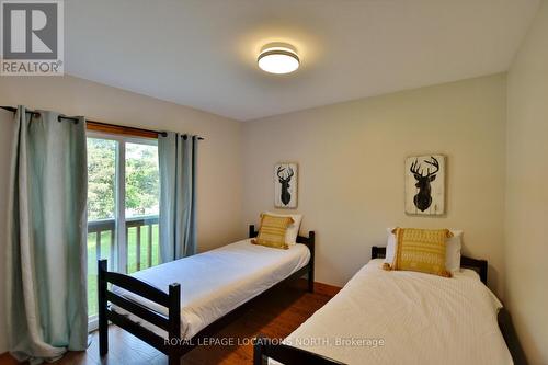 116 Tyrolean Lane, Blue Mountains (Blue Mountain Resort Area), ON - Indoor Photo Showing Bedroom