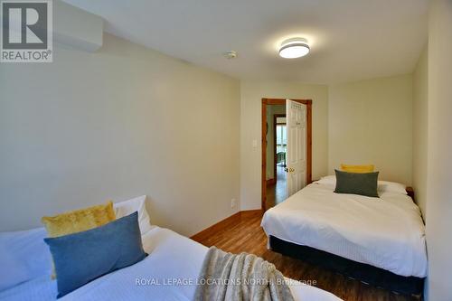 116 Tyrolean Lane, Blue Mountains (Blue Mountain Resort Area), ON - Indoor Photo Showing Bedroom