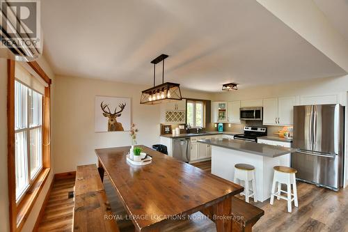 116 Tyrolean Lane, Blue Mountains (Blue Mountain Resort Area), ON - Indoor Photo Showing Dining Room