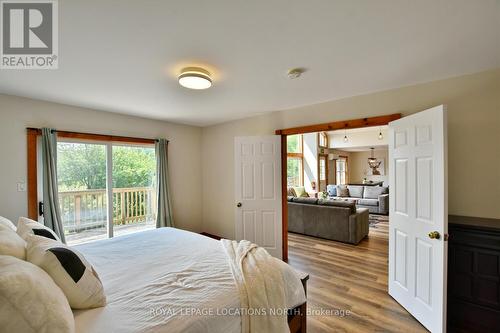 116 Tyrolean Lane, Blue Mountains (Blue Mountain Resort Area), ON - Indoor Photo Showing Bedroom