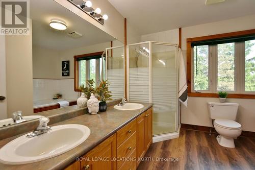 116 Tyrolean Lane, Blue Mountains (Blue Mountain Resort Area), ON - Indoor Photo Showing Bathroom