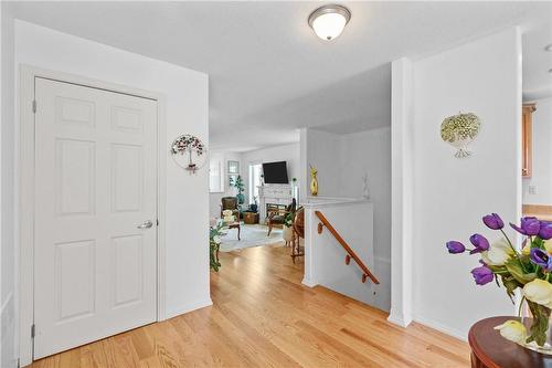 3918 Pleasantview Lane, Lincoln, ON - Indoor Photo Showing Other Room