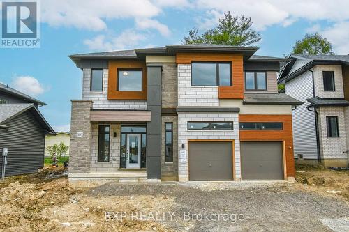 3193 Searidge Street, Severn (West Shore), ON - Outdoor With Facade