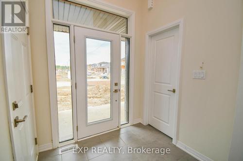 3193 Searidge Street, Severn (West Shore), ON - Indoor Photo Showing Other Room