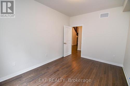 3193 Searidge Street, Severn (West Shore), ON - Indoor Photo Showing Other Room