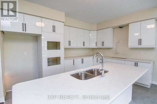 3193 Searidge Street, Severn (West Shore), ON - Indoor Photo Showing Kitchen With Double Sink