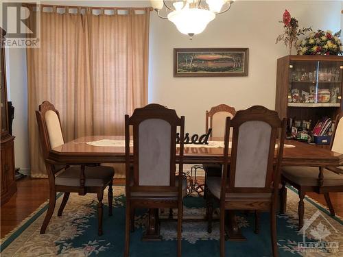 60 Brightside Avenue, Stittsville, ON - Indoor Photo Showing Dining Room