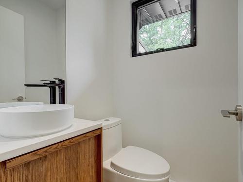 Bathroom - 1895 Rue De La Duchesse, Saint-Bruno-De-Montarville, QC - Indoor Photo Showing Bathroom