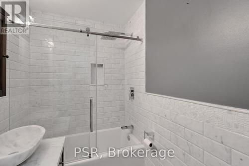 16627 Mount Wolfe Road, Caledon, ON - Indoor Photo Showing Bathroom