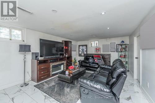 98 Dellbrook Crescent, Toronto (Humber Summit), ON - Indoor