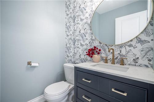 46 Borers Creek Circle, Waterdown, ON - Indoor Photo Showing Bathroom