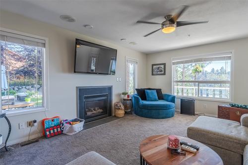 4123 Ponderosa Drive, Peachland, BC - Indoor Photo Showing Dining Room