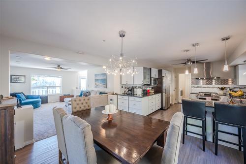 4123 Ponderosa Drive, Peachland, BC - Indoor Photo Showing Kitchen