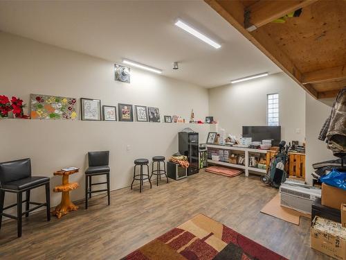 4123 Ponderosa Drive, Peachland, BC - Indoor Photo Showing Other Room