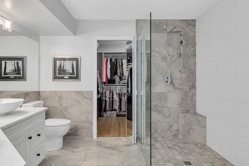 14-3800 Gallaghers Pinnacle Way, Kelowna, BC - Indoor Photo Showing Bathroom