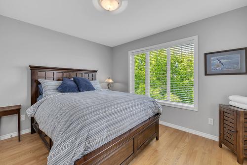 14-3800 Gallaghers Pinnacle Way, Kelowna, BC - Indoor Photo Showing Bedroom