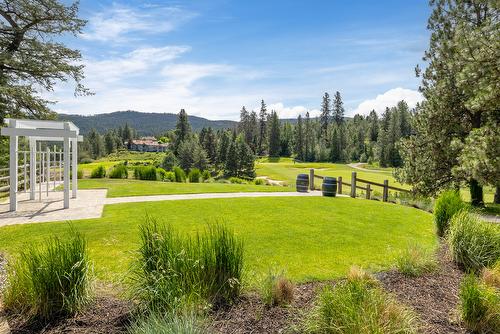 14-3800 Gallaghers Pinnacle Way, Kelowna, BC - Outdoor With View