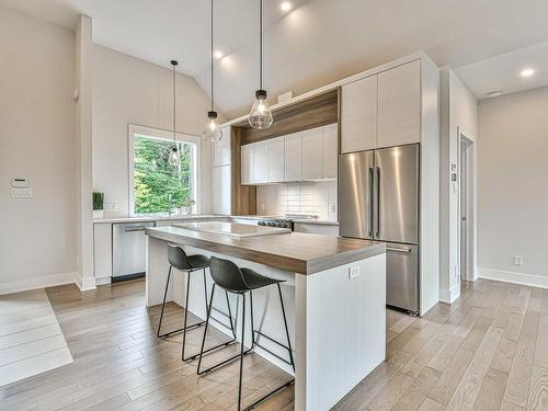 Kitchen - 41 Ch. De Tourtour, Morin-Heights, QC - Indoor Photo Showing Kitchen With Upgraded Kitchen