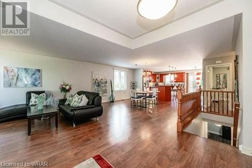 7 Fanshawe Drive, Port Dover, ON - Indoor Photo Showing Living Room