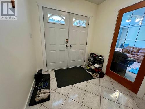 2520 9Th Avenue, Castlegar, BC - Indoor Photo Showing Other Room